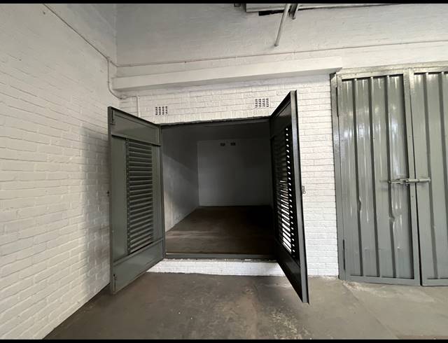 437M² WAREHOUSE TO LET IN SEBENZA